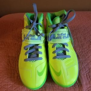 Nike Highlighter Lebron shoes